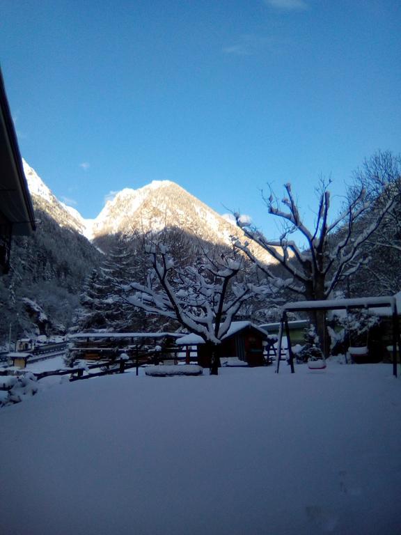 Hotel Fior Di Roccia Gaby Buitenkant foto